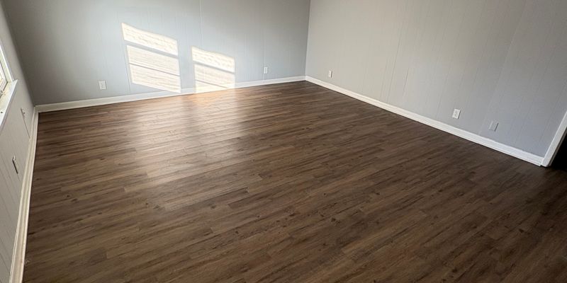 Florence Apartment: 211 N Patton St