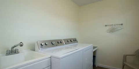 laundryroom_1200.jpg
