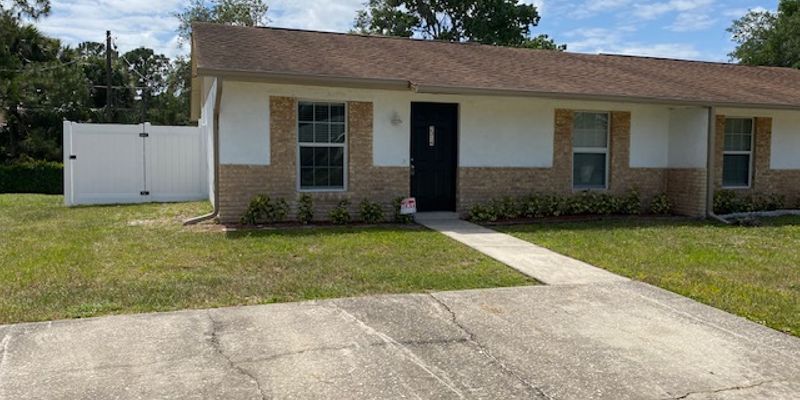 Edgewater Apartment: 2314 Fern Palm Dr