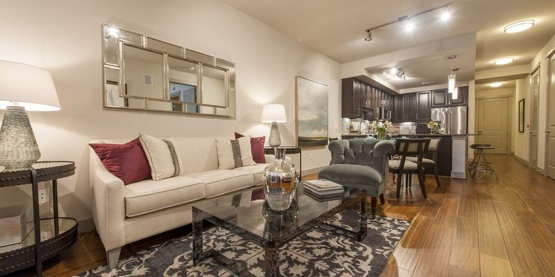 Houston Apartment: 408 S Gessner Rd