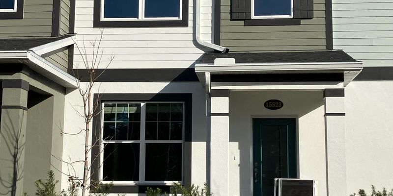 Winter Garden House: 15523 Bay Brg St