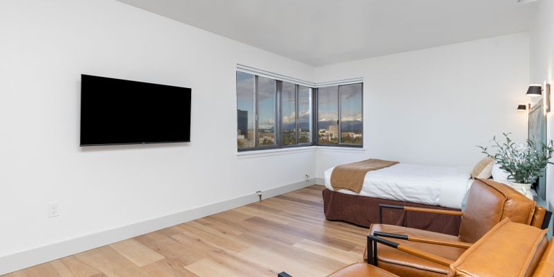 Anchorage Apartment: 1020 W 12th Ave