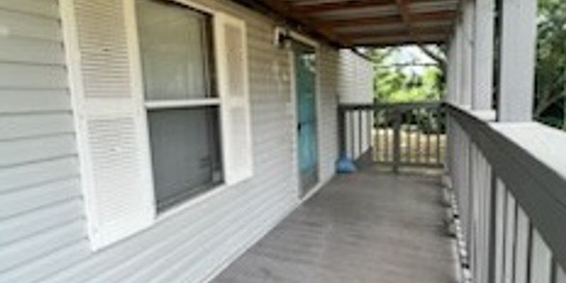 Lindale House: 11797 Cherokee Way