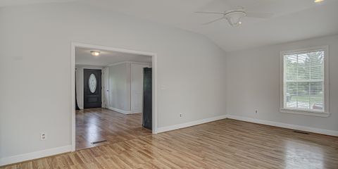 8603 Haw River Rd-16.jpg