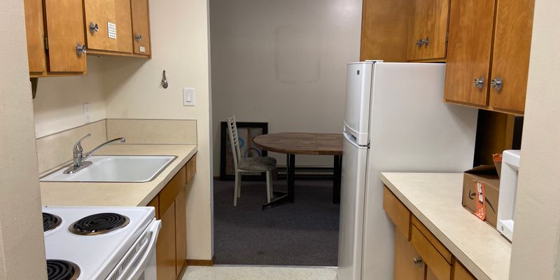 Seattle Apartment: 4731 12th Ave NE