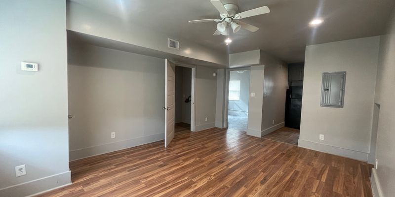 Corpus Christi Apartment: 2129 16th St