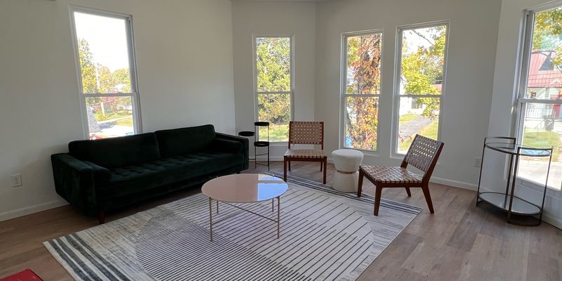 Glasgow Apartment: 310 E. Front St