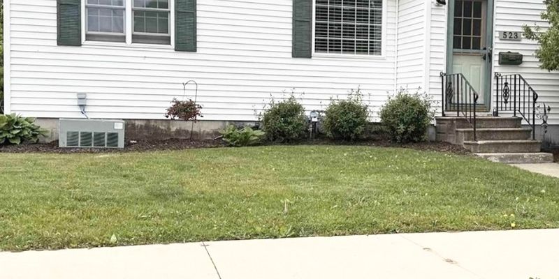 Sumner House: 523 E 1st St