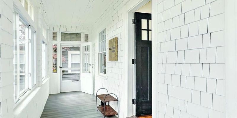 Providence Apartment: 171 New York Ave