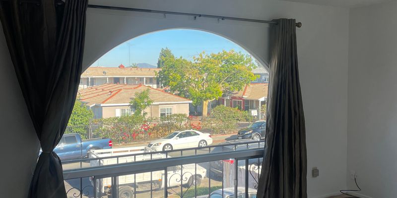 San Diego Apartment: 4264 Euclid Avenue