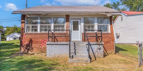 120 E Oak Street-22.jpg