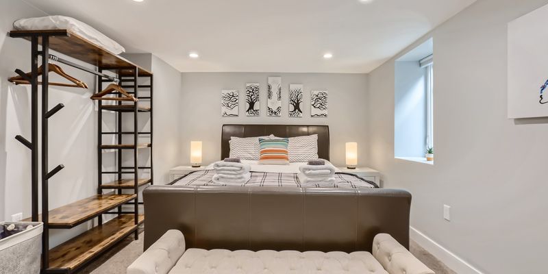 Denver Apartment: 2990 Elm St