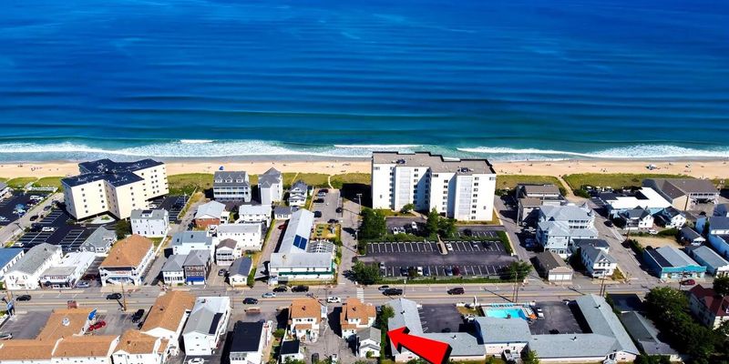 Old Orchard Beach Apartment: 40 E Grand Ave