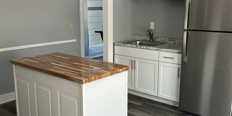 Providence Apartment: 32 Tuxedo Ave