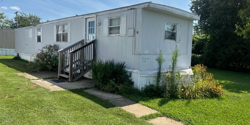 Mount Washington House: 475 Landis Ln
