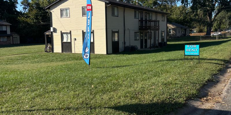 Bonner Springs Apartment: 309 Highview Ave