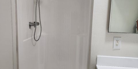 202mastershower.jpg