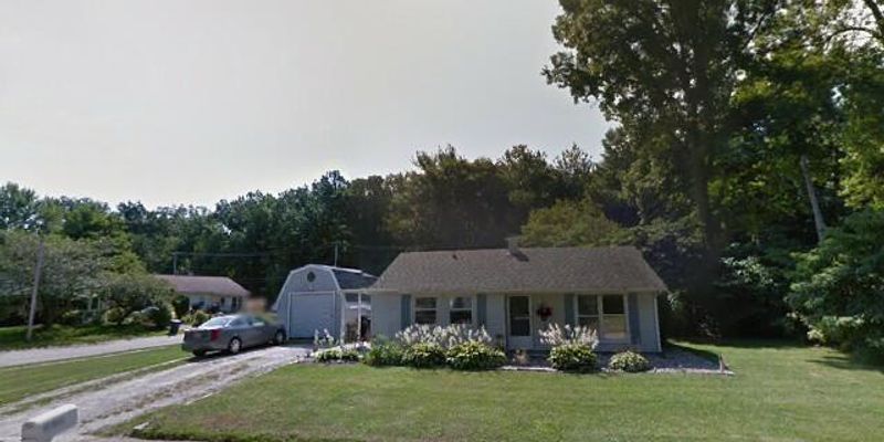 Michigan City House: 119 Tall Timber Court