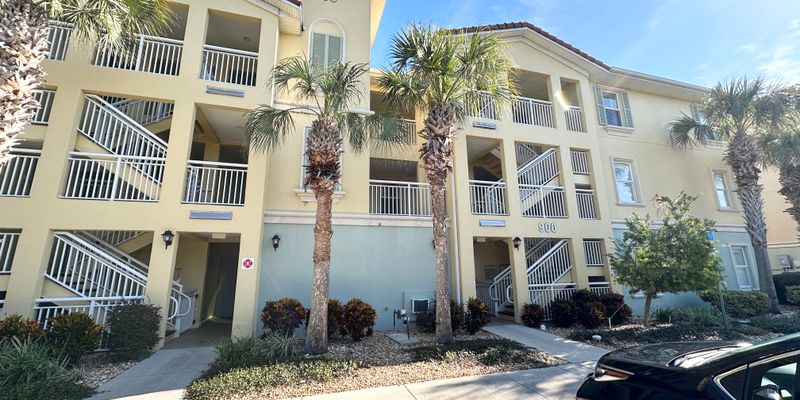 Palm Coast House: 900 Canopy Walk Ln