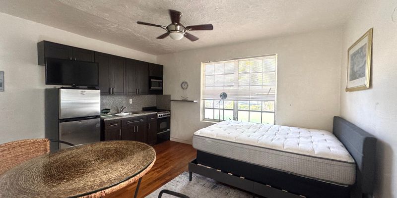 Miami Beach Apartment: 751 Euclid Ave