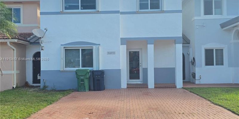 Miami Townhome: 14351 SW 133rd Ct