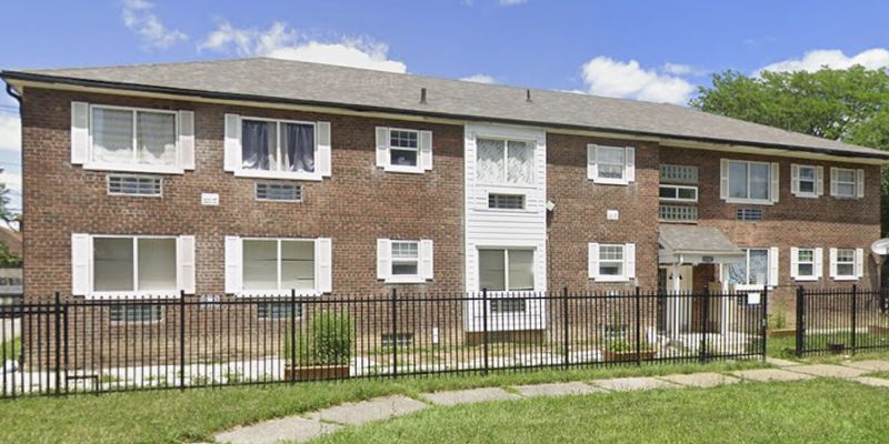 Detroit Apartment: 3700 Pasadena St