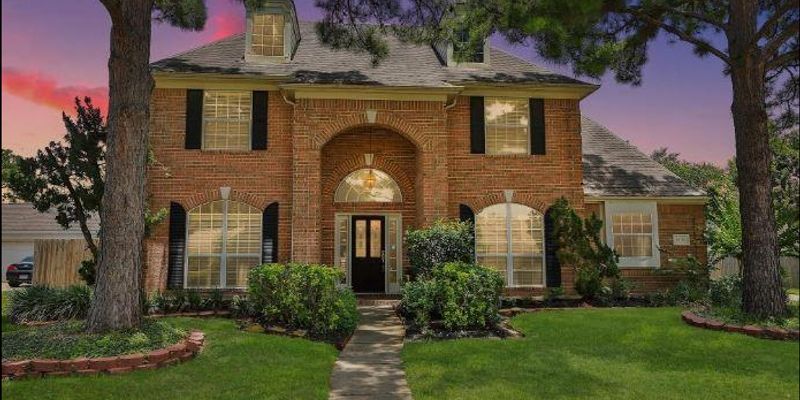 Cypress House: 15710 Cascading Brook Way