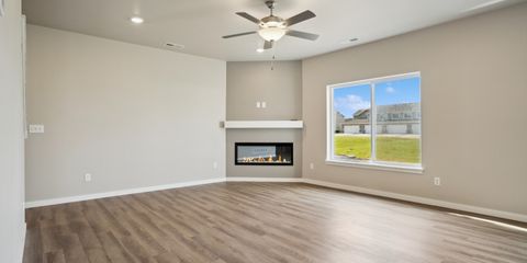 06-116_2242 Eversull Ln.jpg