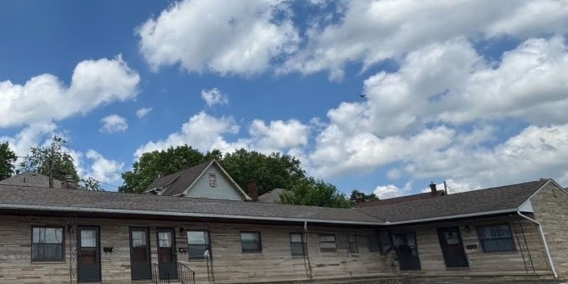 Wooster Apartment: 575 N Walnut St