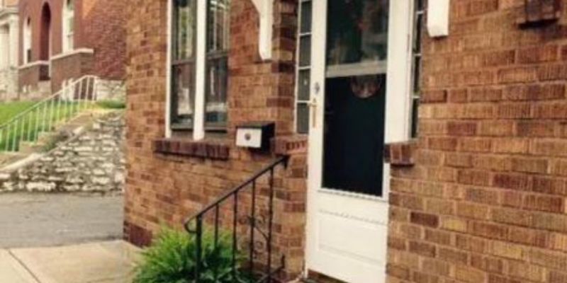 St. Louis House: 3238 Mt Pleasant St