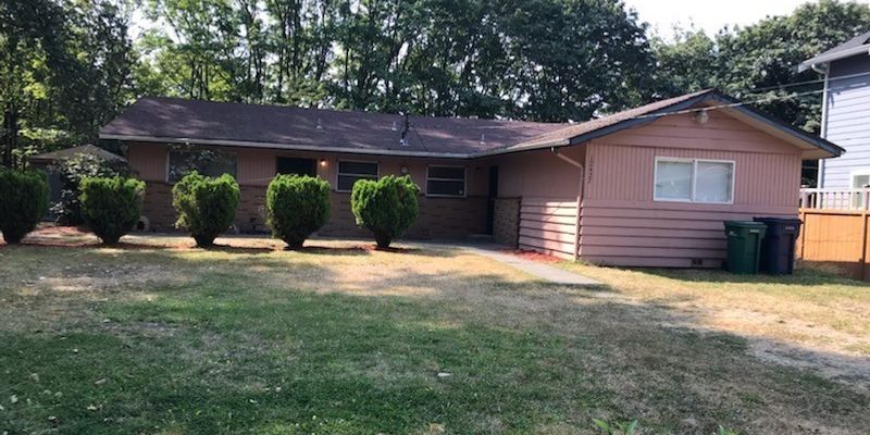 Seattle House: 12427 56th Pl S