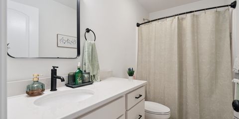 21-158 1275 Pricilla CT.jpg