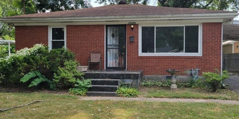 Louisville House: 6004 Noah Dr