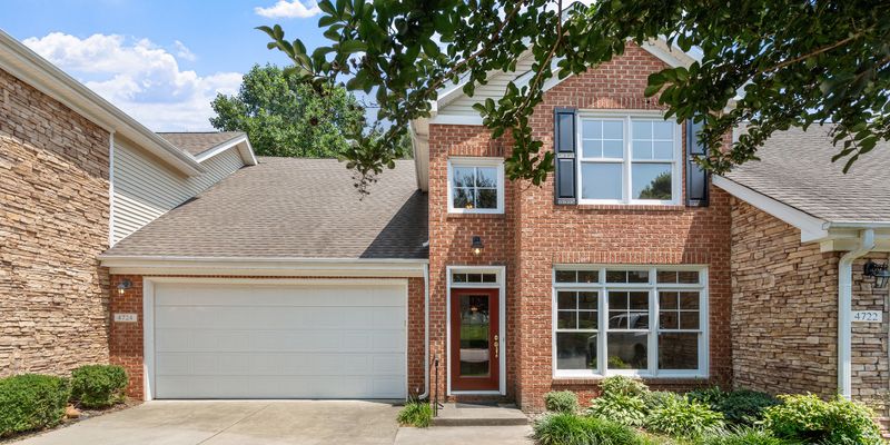 Raleigh House: 4724 Ludwell Branch Ct