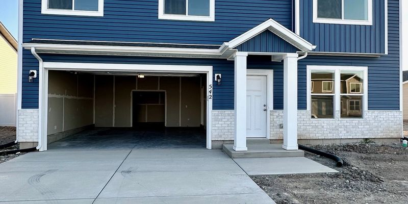 Logan House: 542 W 1150 N