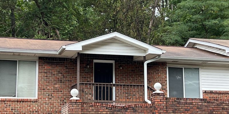 Chattanooga Apartment: 800 Lullwater Rd