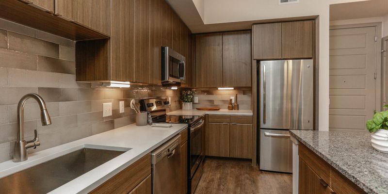 Houston Apartment: 1497 Woodhead St