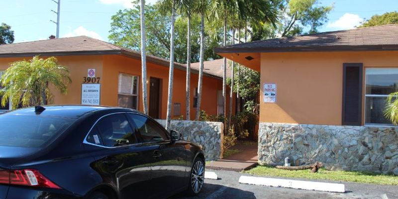 Lauderdale Lakes Apartment: 3907 NW 30th Terrace