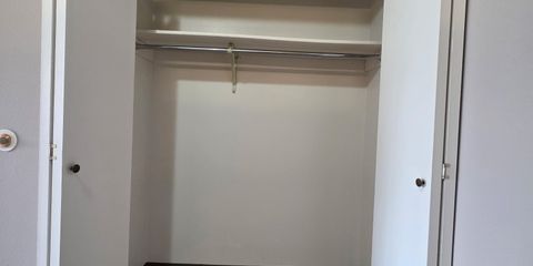 Closet 2.JPG