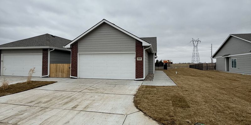 Wichita Townhome: 3903 S Bluelake Ct
