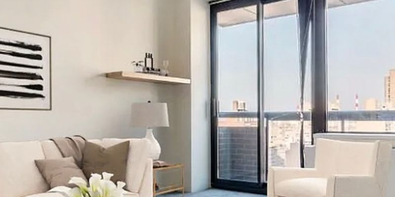 New York Apartment: 300 E 62nd St