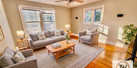IMG_0453 - Living Room - Scandinavian - 0.jpg