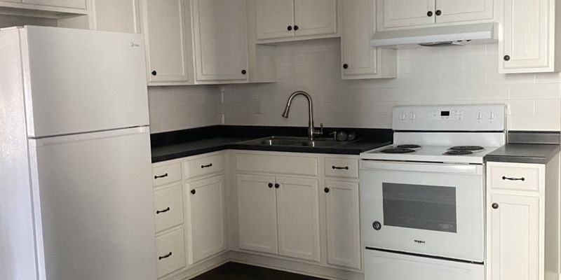 Saint Joseph House: 2418 Jules St