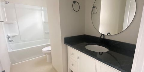 2nd  upstairs bathroom.jpg