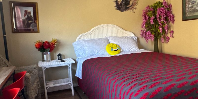 Phoenix House: 17001 S Coleman St