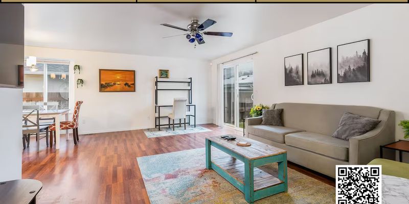 Tacoma House: 2141 S Sheridan Ave