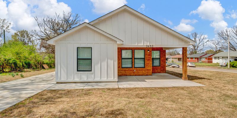 Memphis House: 3453 Daggett Rd