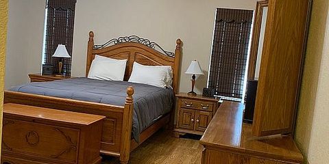 master bed .jpg
