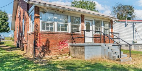 120 E Oak Street-20.jpg
