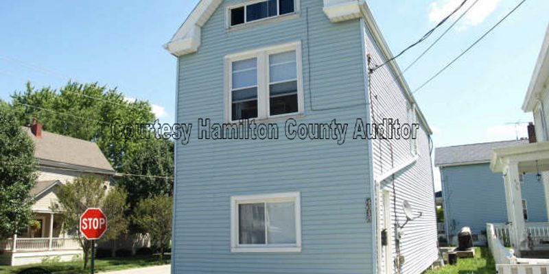 Cincinnati Apartment: 4618 Sullivan Ave